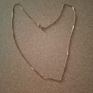 Avon 80s necklace